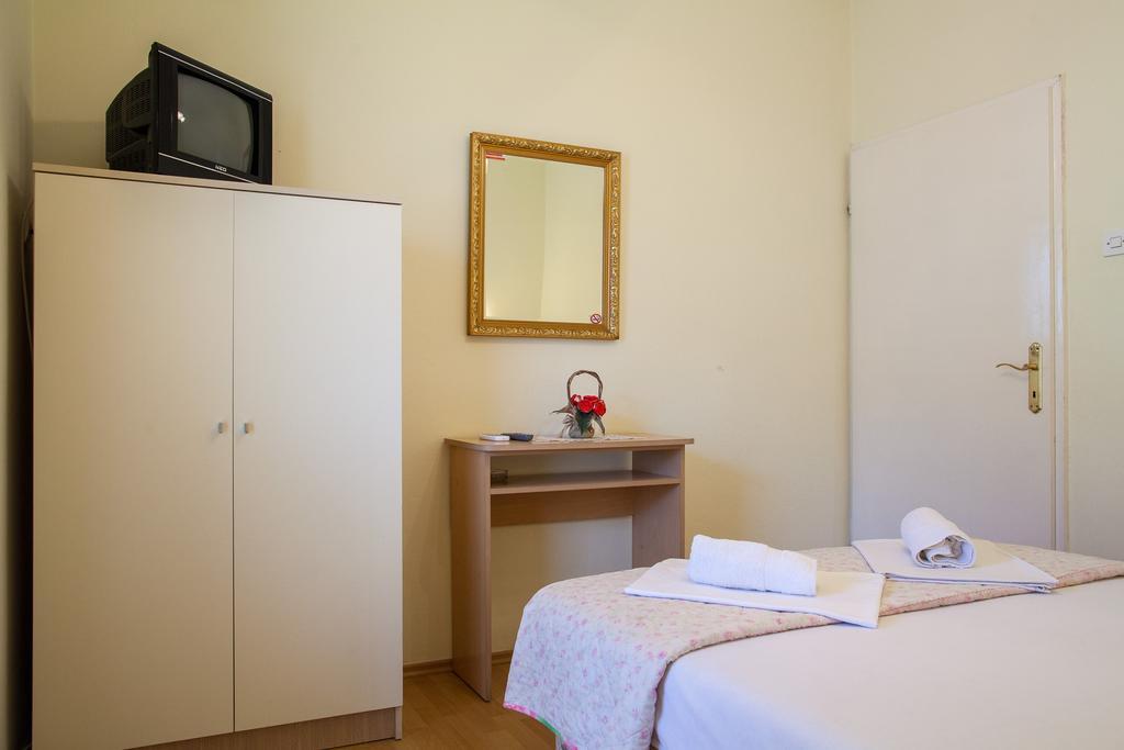 Apartments & Rooms Jelka Kotor Extérieur photo