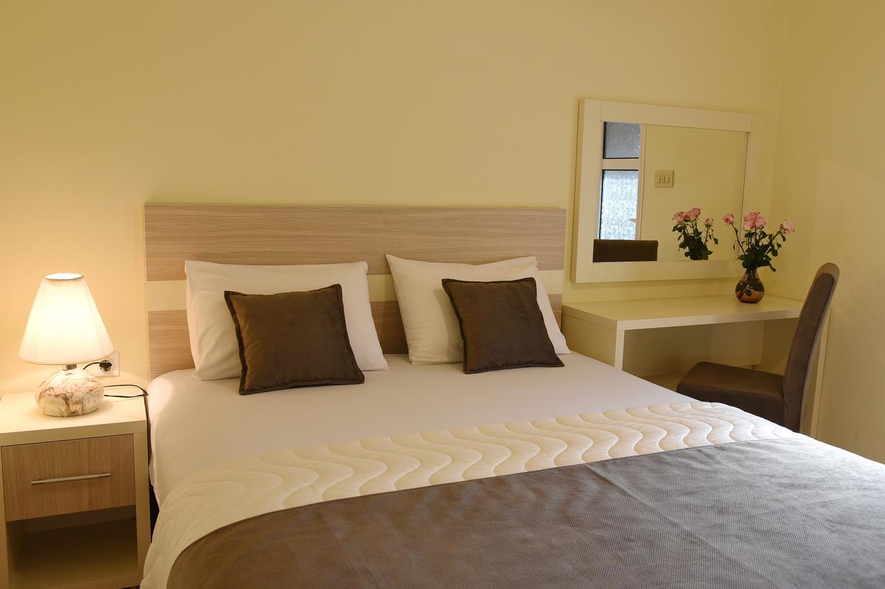 Apartments & Rooms Jelka Kotor Extérieur photo